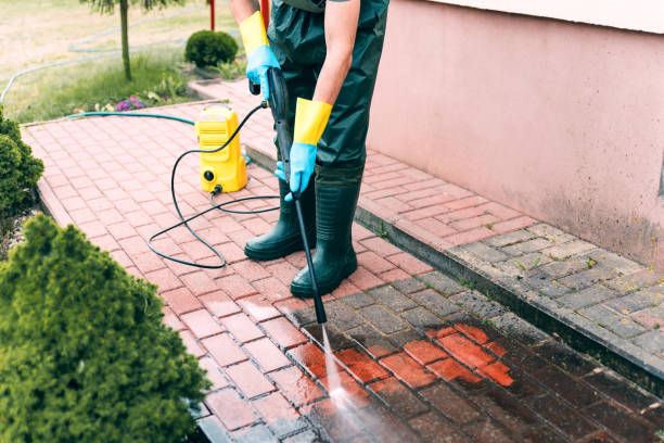 Best Concrete Pressure Washing  in Stockton, CA